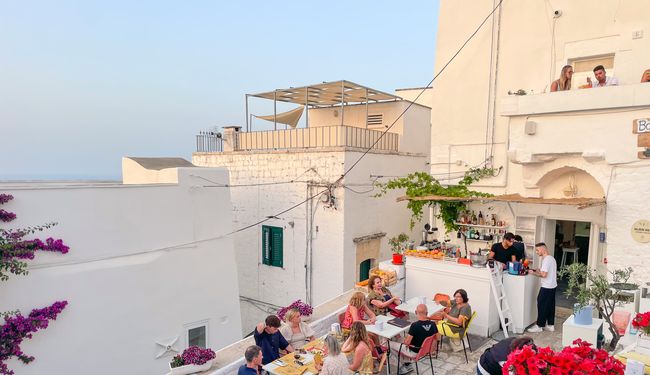 Où prendre l'apéro à Ostuni dans les Pouilles ?