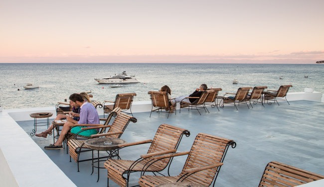 le bar raya un coin de paradis à panarea