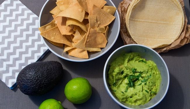 tortillas et nachos pour faire un repas mexicain authentique