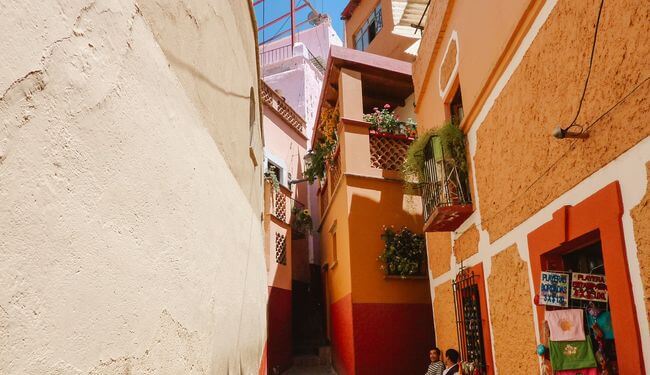Callejón del Beso à Guanajuato au Mexique
